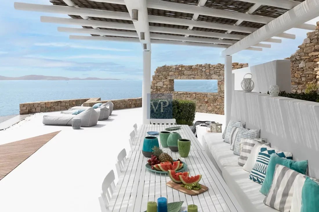  Mykonos Decentralized Administration of the Aegean