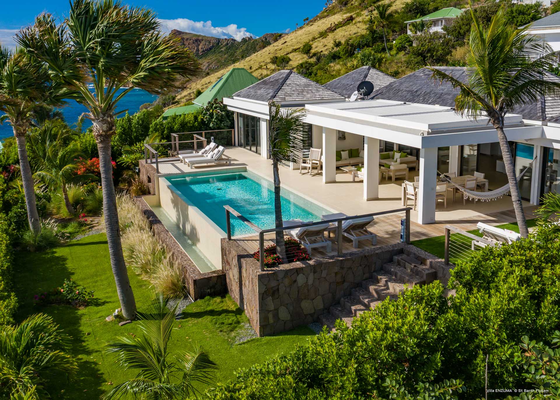Villa Enzuma, BL Toiny 