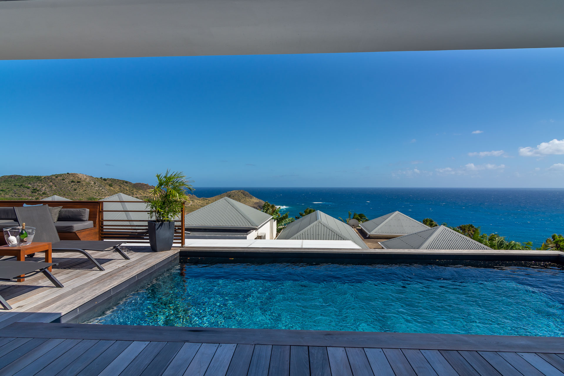 Villa ETJ, BL Toiny 