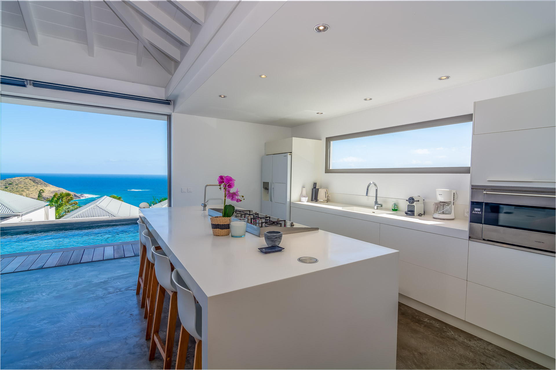Villa ETJ, BL Toiny 
