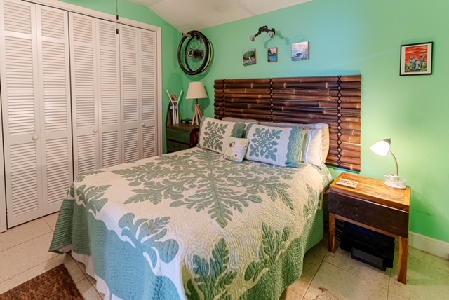 GOVERNORS HARBOUR WATERFRONT TOWNHOUSE W Bay Bch North 