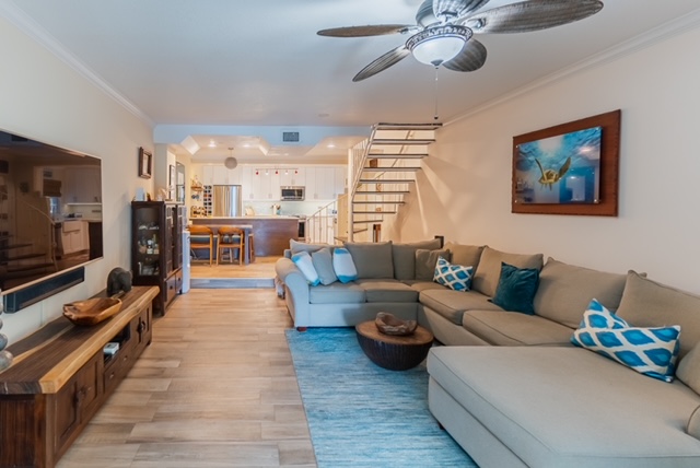 GOVERNORS HARBOUR WATERFRONT TOWNHOUSE W Bay Bch North 