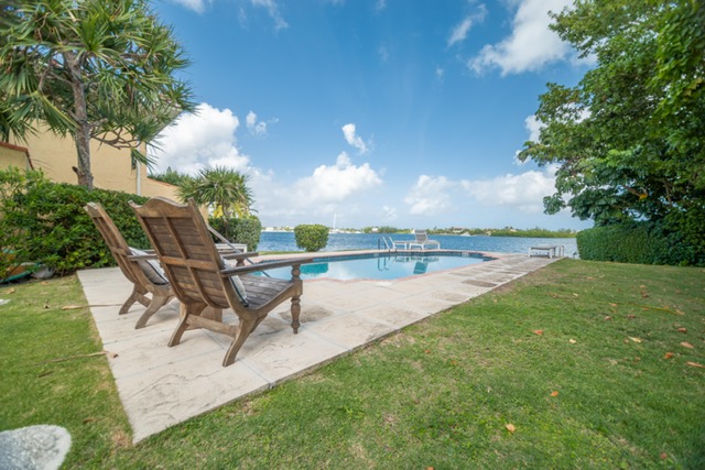 GOVERNORS HARBOUR WATERFRONT TOWNHOUSE W Bay Bch North 