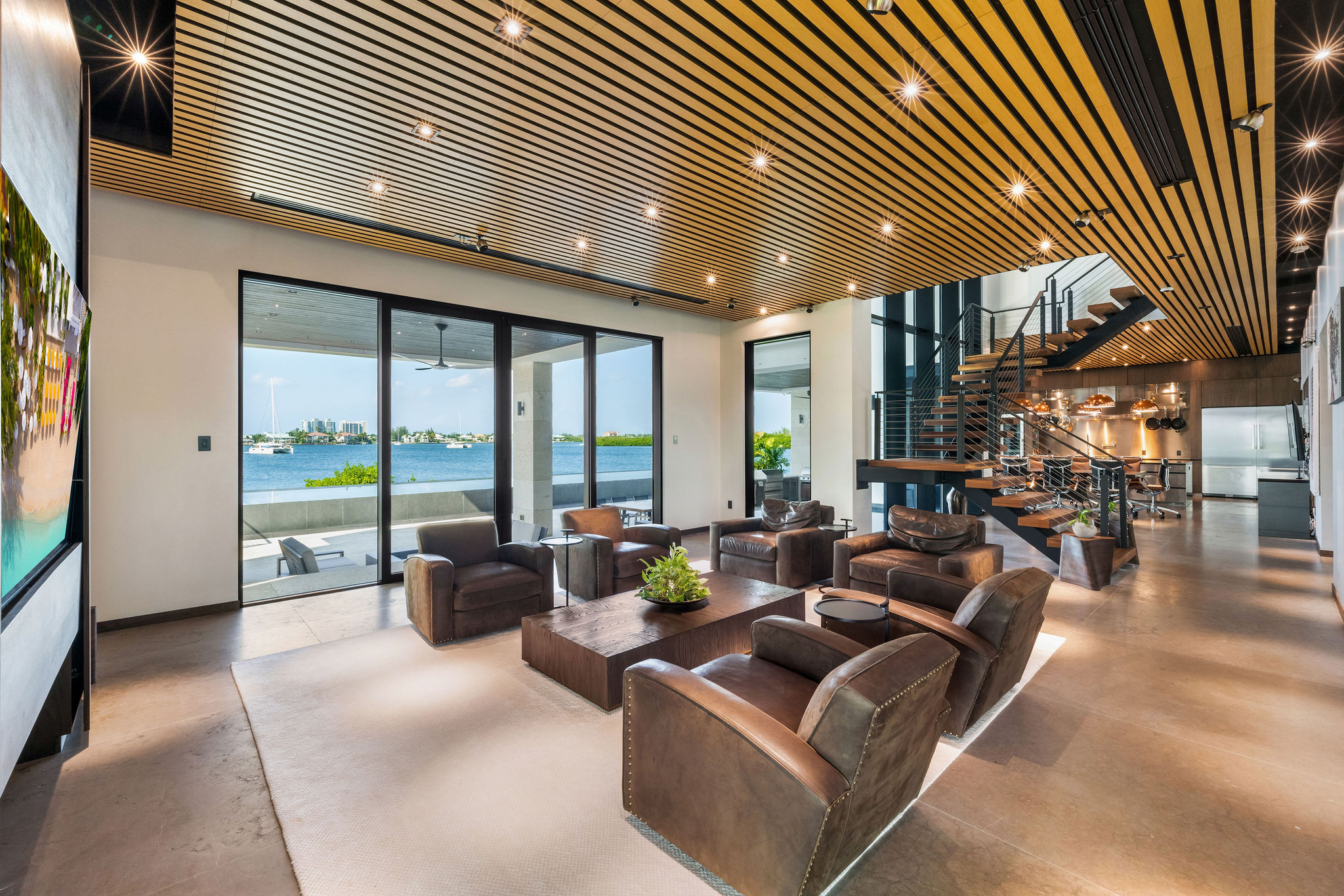 72 LALIQUE PENINSULA QUAY - SERENITY HOUSE IN CRYSTAL HARBOUR W Bay Bch North 