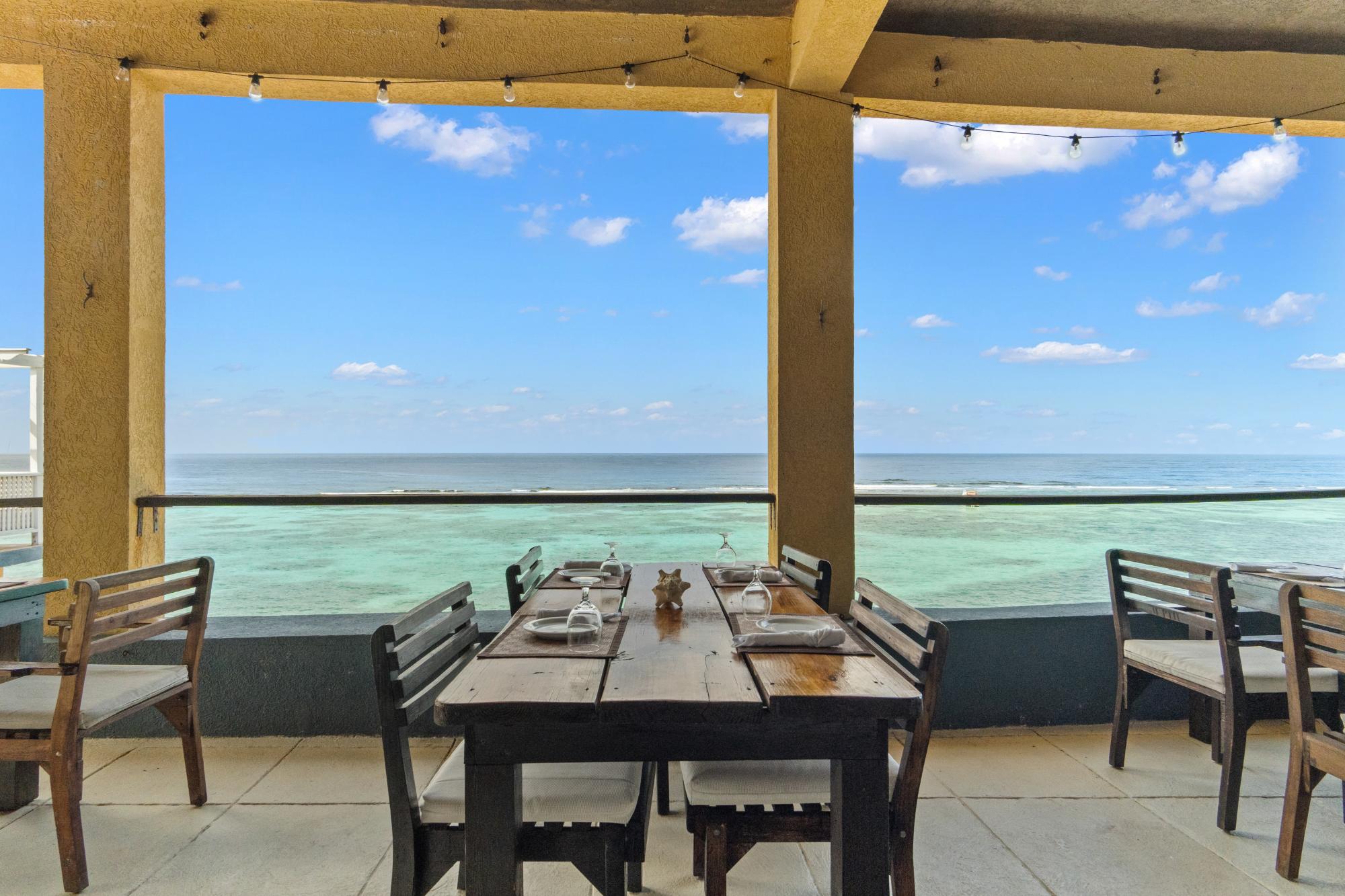 MOXONS BEACH CLUB Boscobel St. Mary Parish
