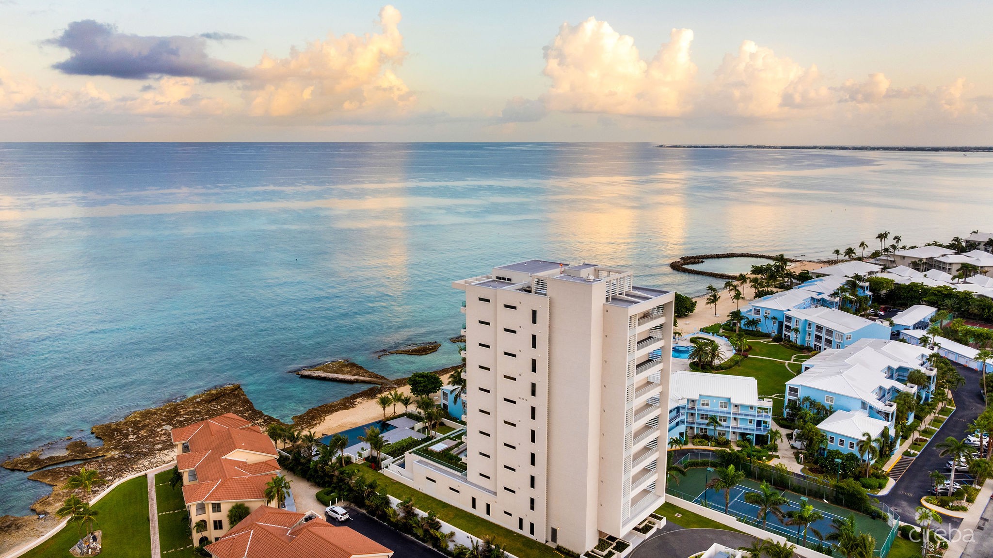 AQUA 1 - LUXURY CONDO ON SEVEN MILE BEACH W Bay Bch South 