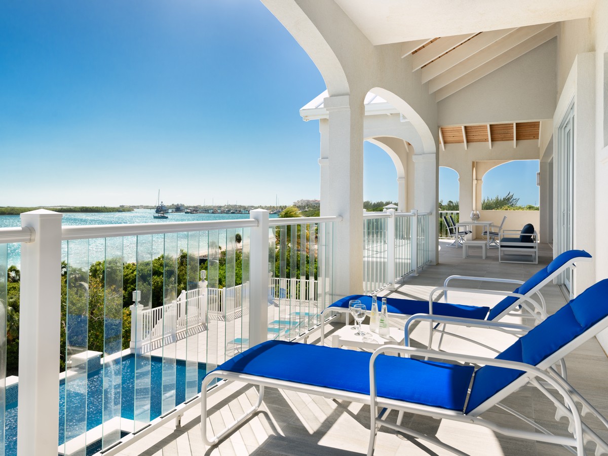 RRFX+QGW, Leeward Settlement TKCA 1ZZ, Turks and Caicos Islands Leeward Settlement Caicos Islands