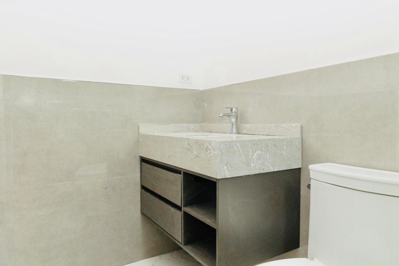 2 HIBISCUS DRIVE Kingston St. Andrew Parish