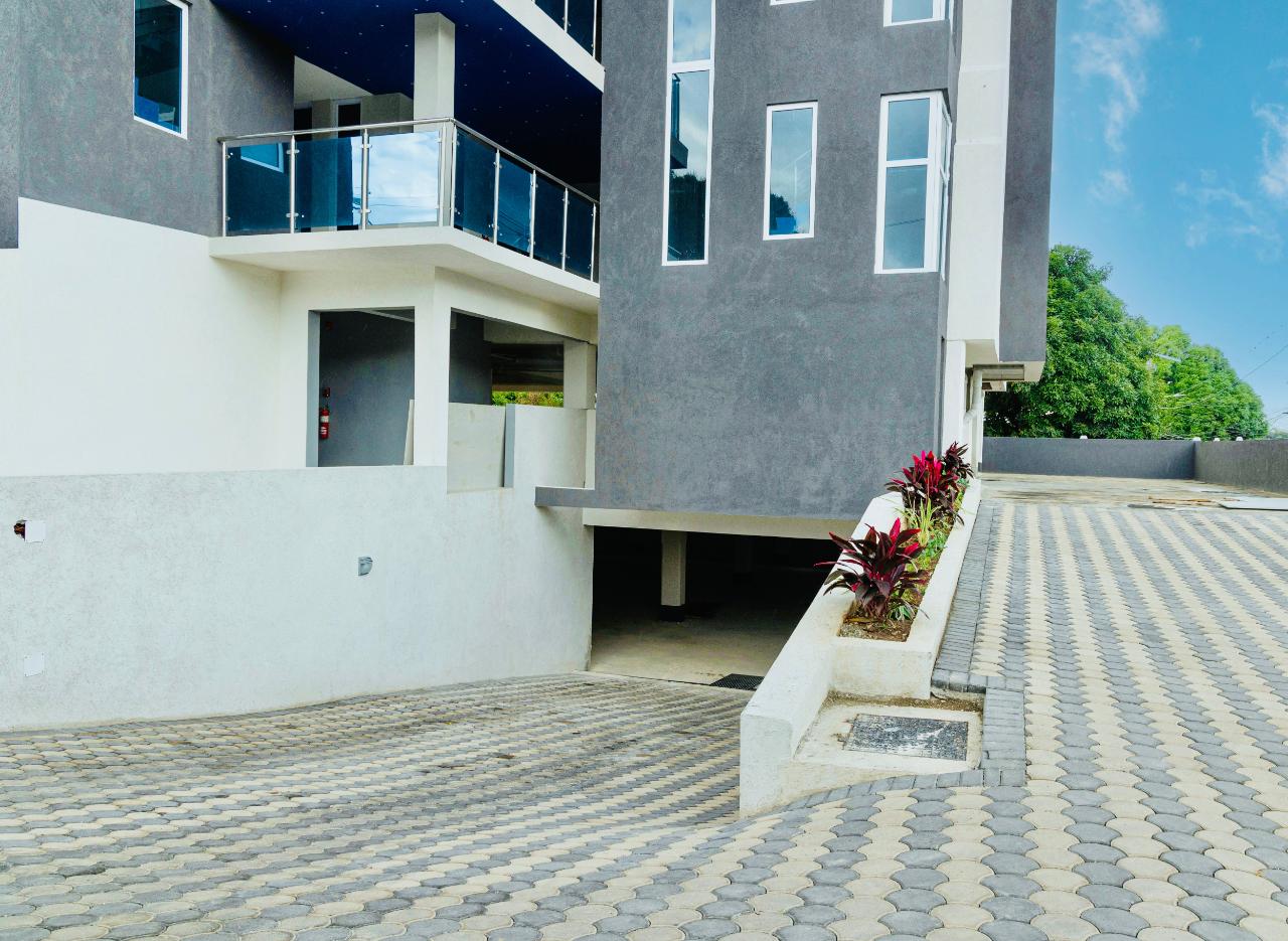 2 HIBISCUS DRIVE Kingston St. Andrew Parish