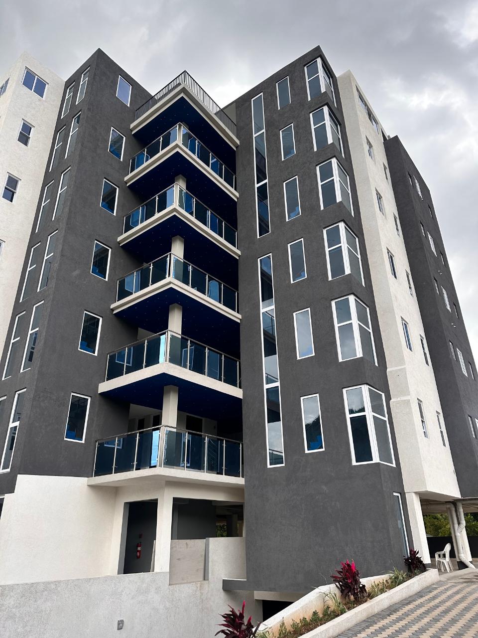 2 HIBISCUS DRIVE Kingston St. Andrew Parish