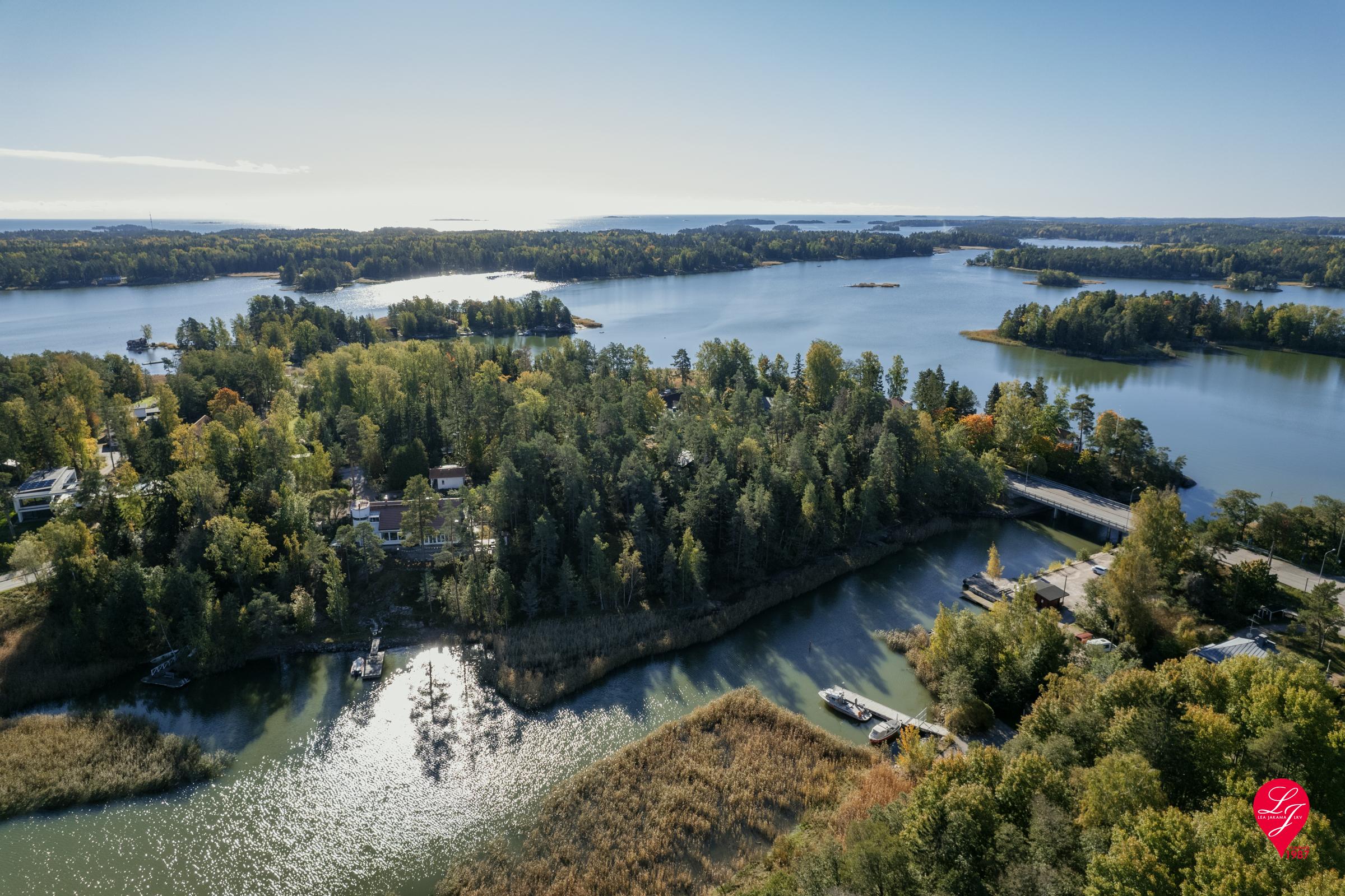 10 Suvisaarentie Espoo Uusimaa