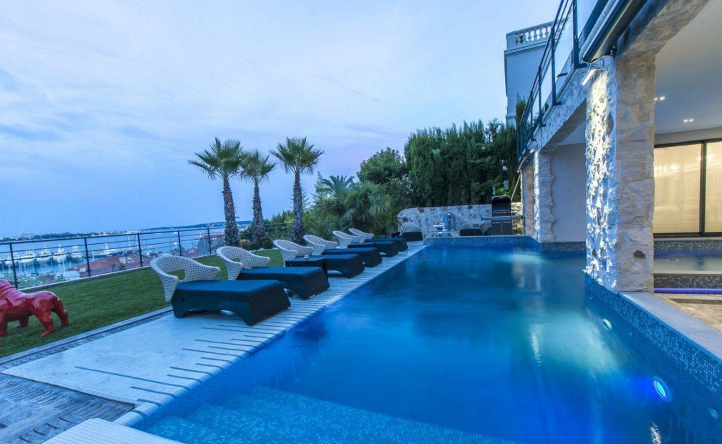  Cannes Provence-Alpes-CÃ´te d\'Azur