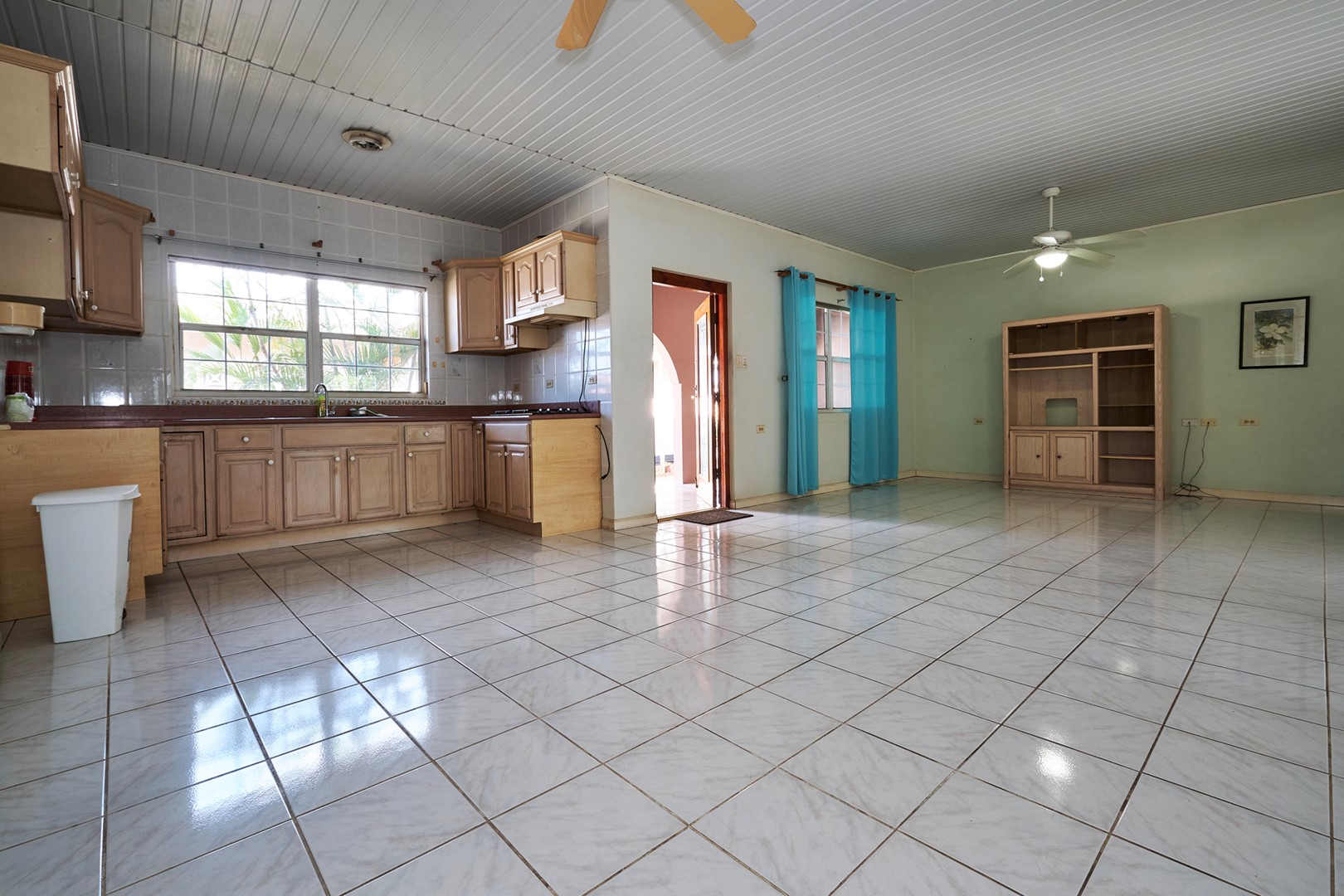 C3X2+4FC, Savaneta, Aruba Savaneta 