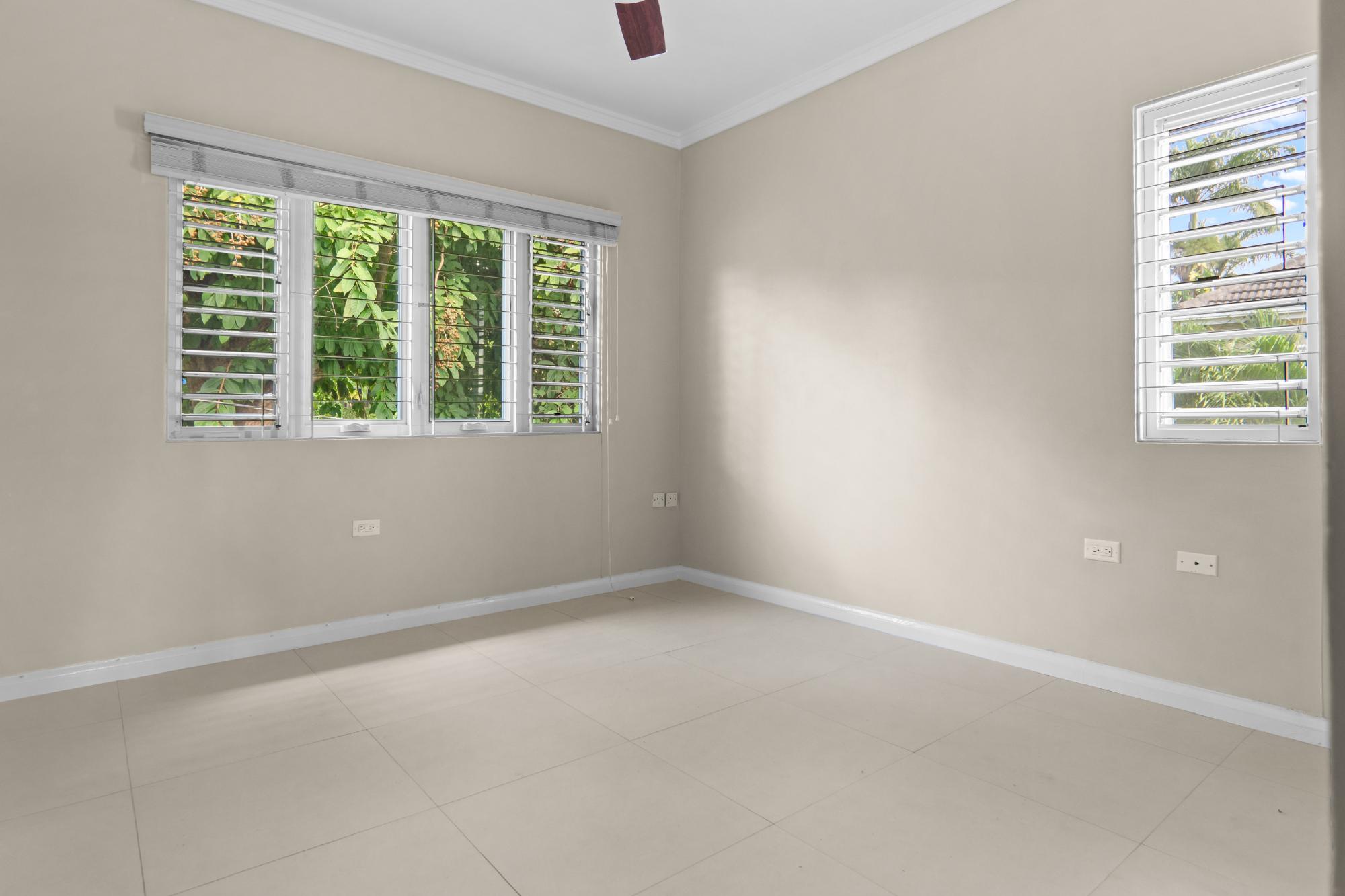 9 CHERRY DRIVE Kingston St. Andrew Parish