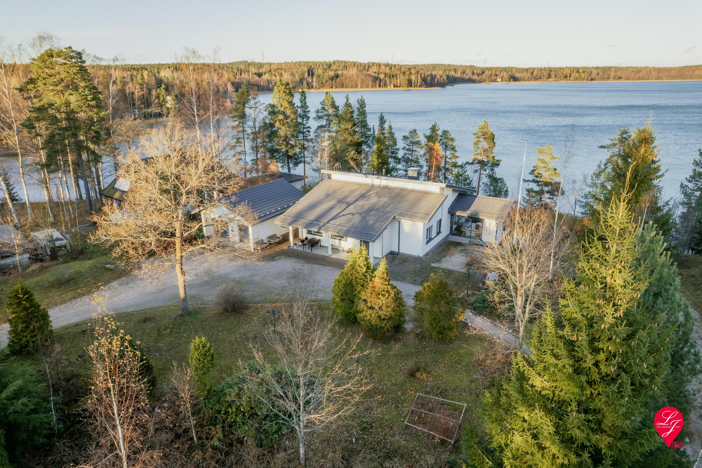 325 Veklahdentie Kirkkonummi Uusimaa