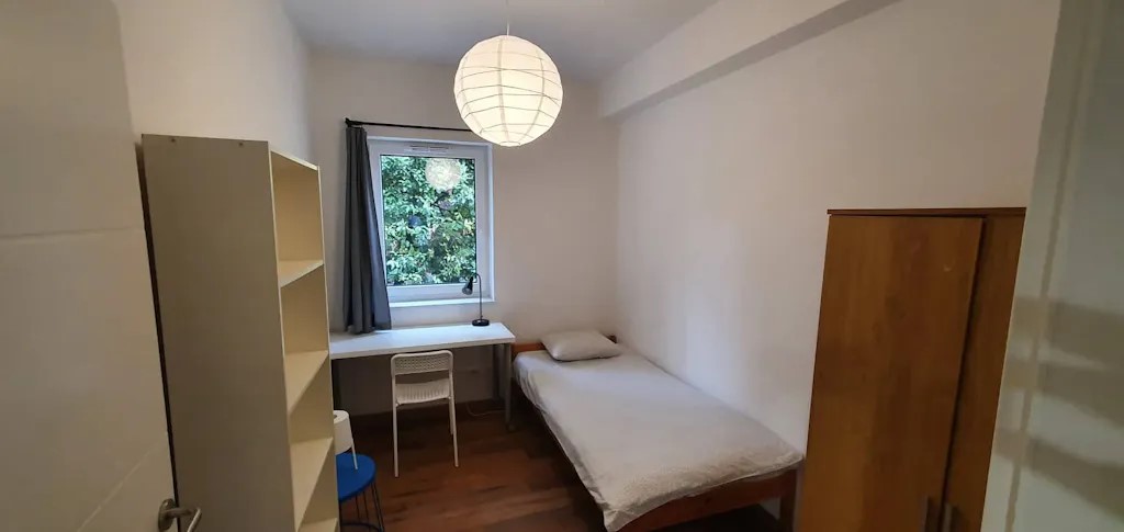 Cesta na Brdo Rožnik District Ljubljana