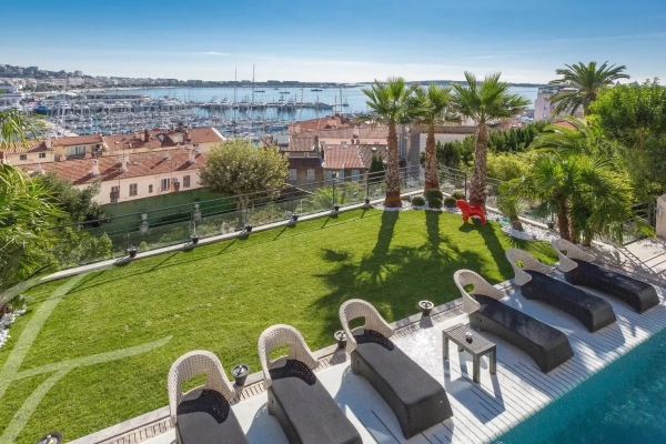  Cannes Provence-Alpes-CÃ´te d\'Azur