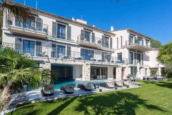  Cannes Provence-Alpes-CÃ´te d\'Azur