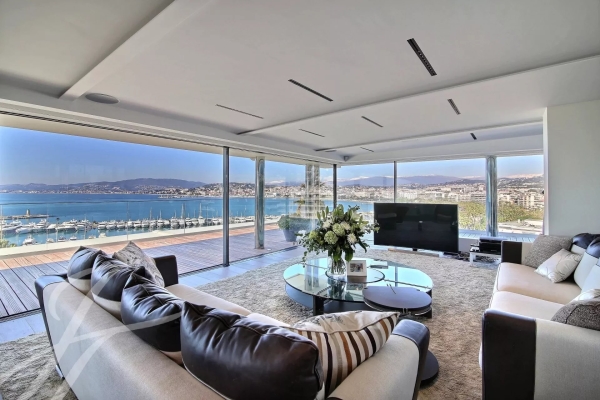  Cannes Provence-Alpes-CÃ´te d\'Azur