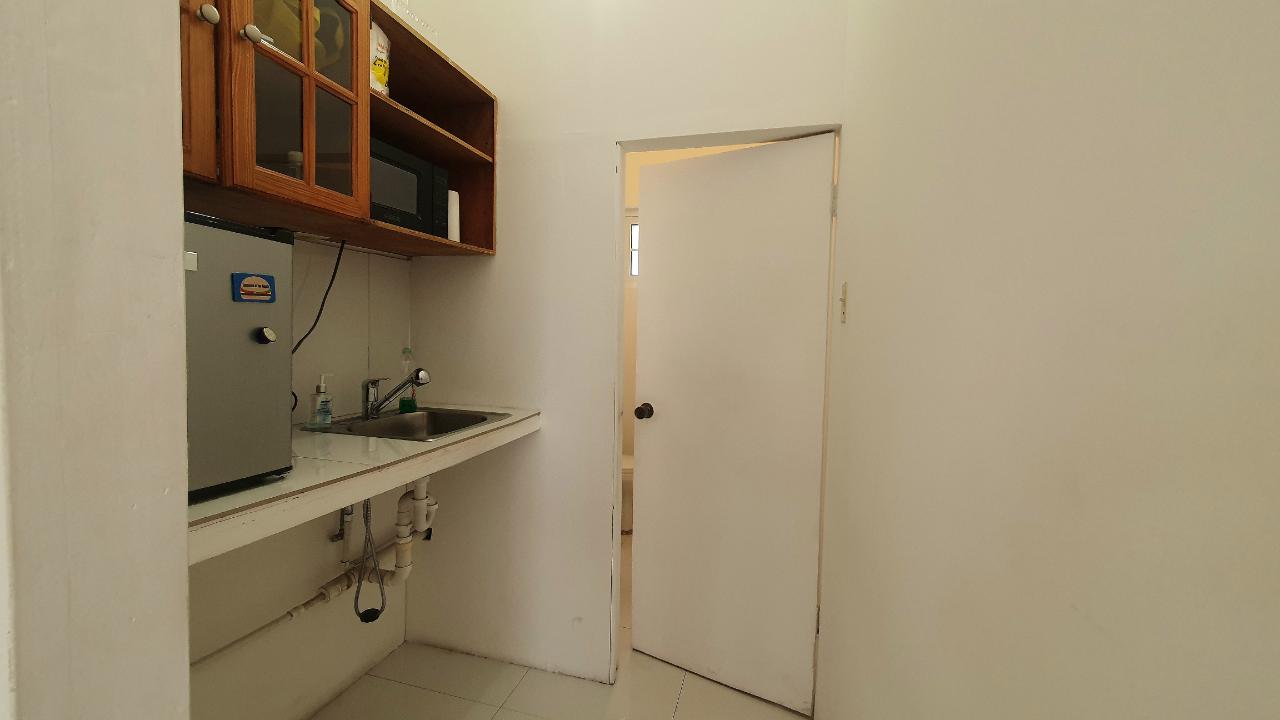 41 Upper Waterloo Rd, Kingston, Jamaica Kingston St. Andrew Parish