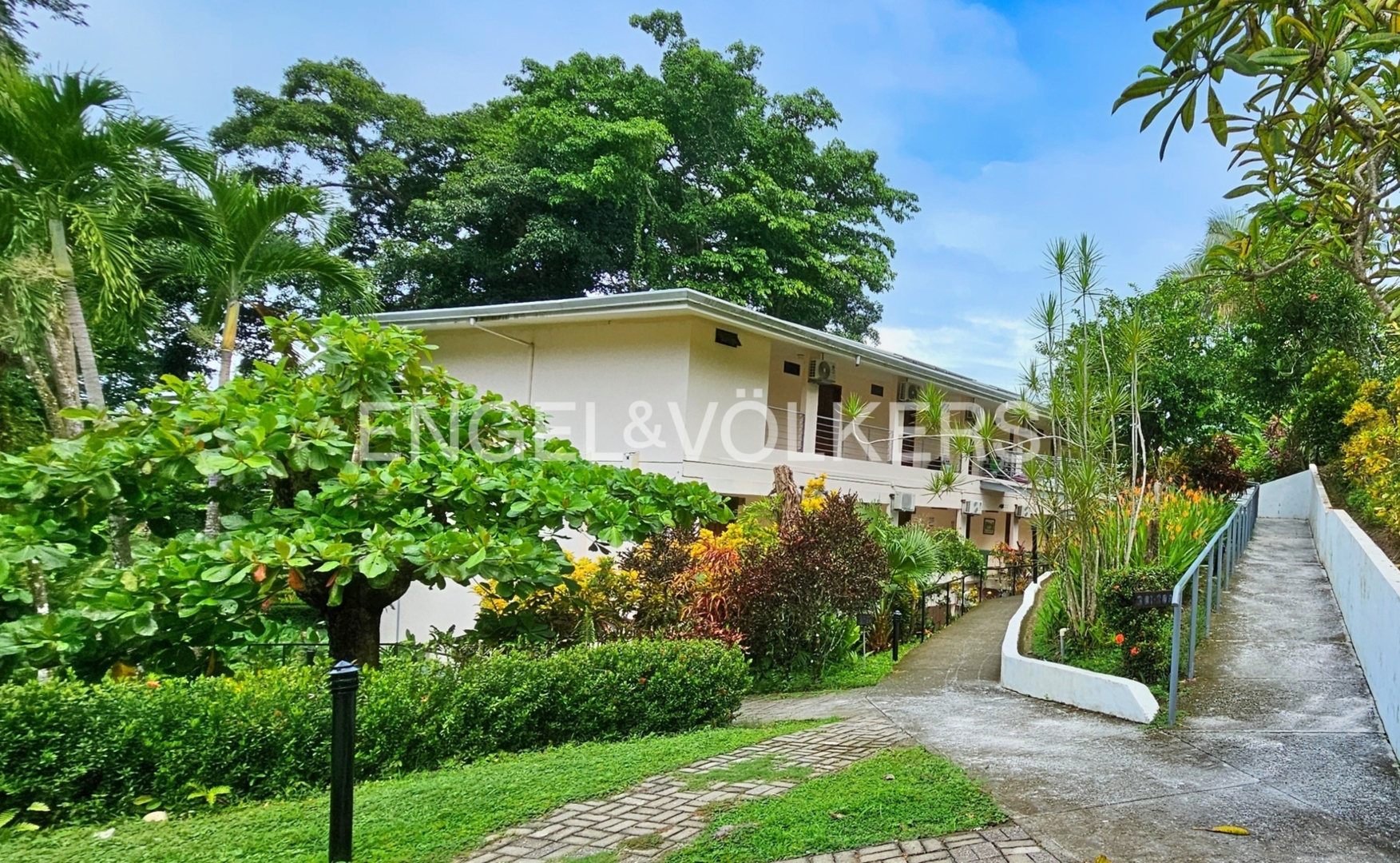 Beachfront Hotel in Manuel Antonio Quepos Puntarenas Province