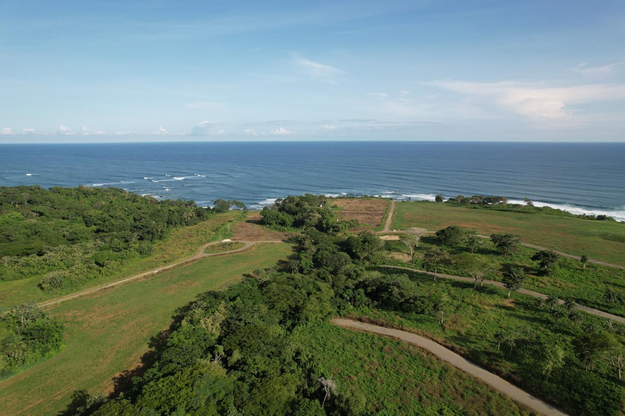 F2C2+G6J, Los Santos Province Pedasí Los Santos Province