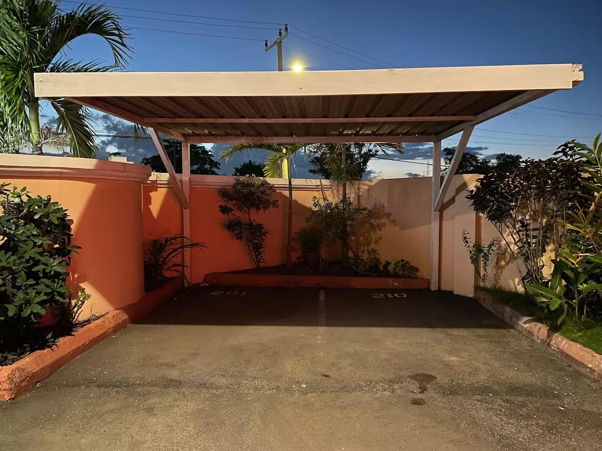 2 Strathairn Ave Kingston St. Andrew Parish