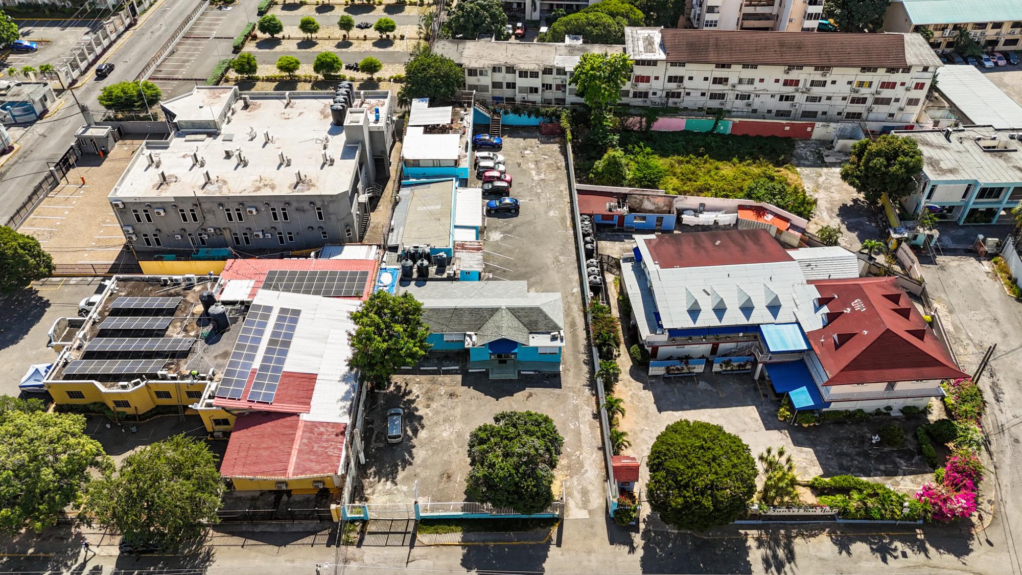 1.5 ALTAMONT CRESCENT Kingston St. Andrew Parish