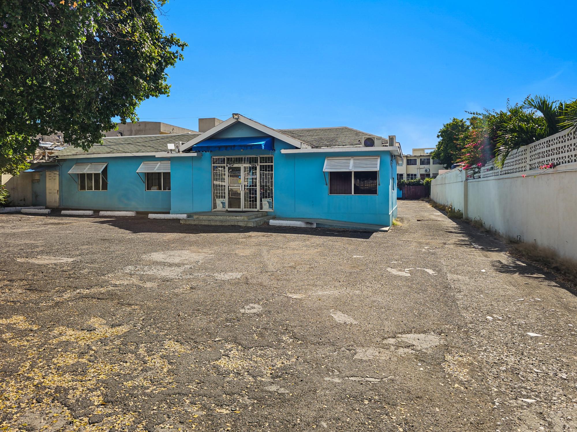 1.5 ALTAMONT CRESCENT Kingston St. Andrew Parish