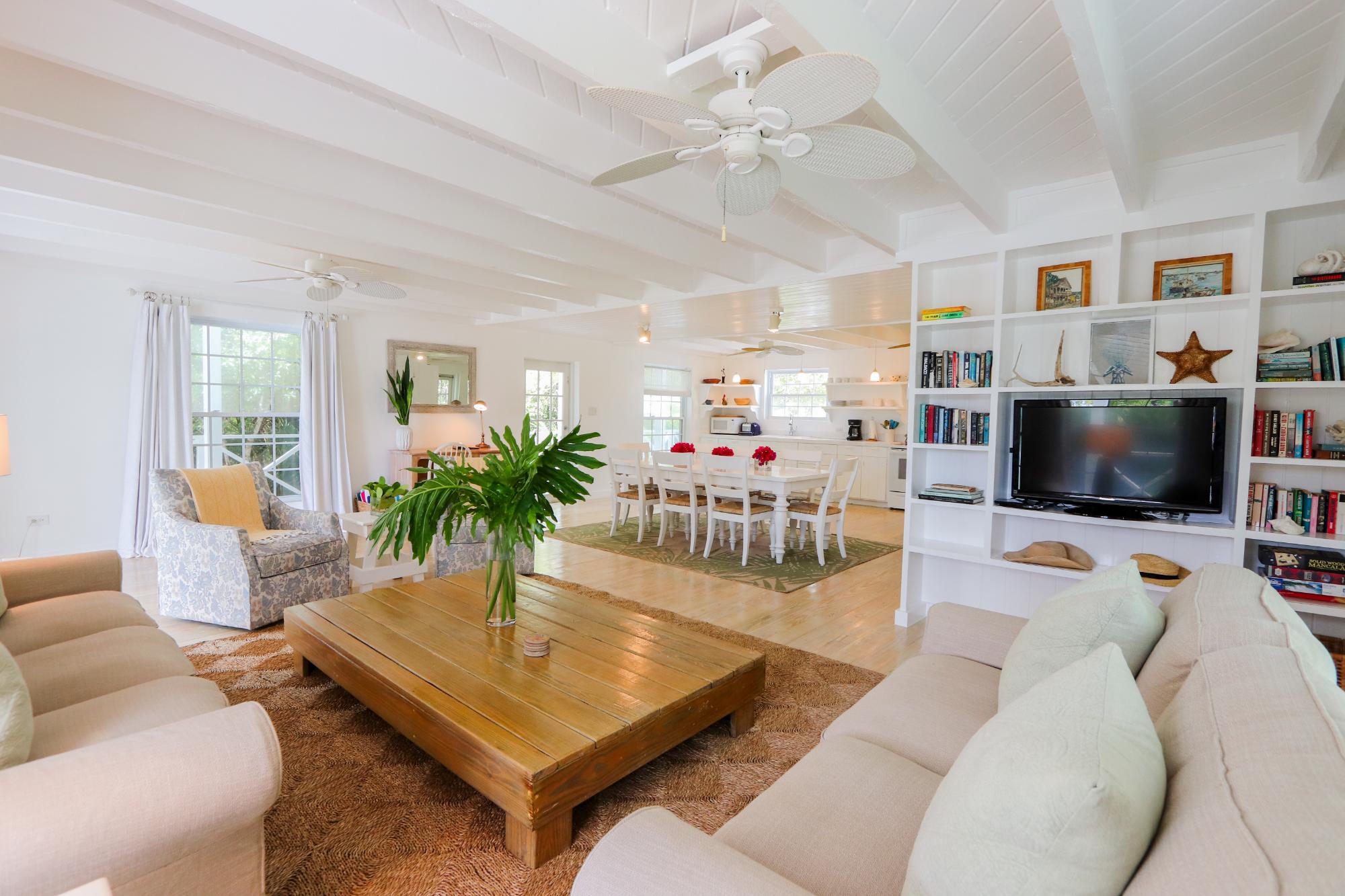 F9X8+C2H, Dunmore Town, The Bahamas Dunmore Town Harbour Island