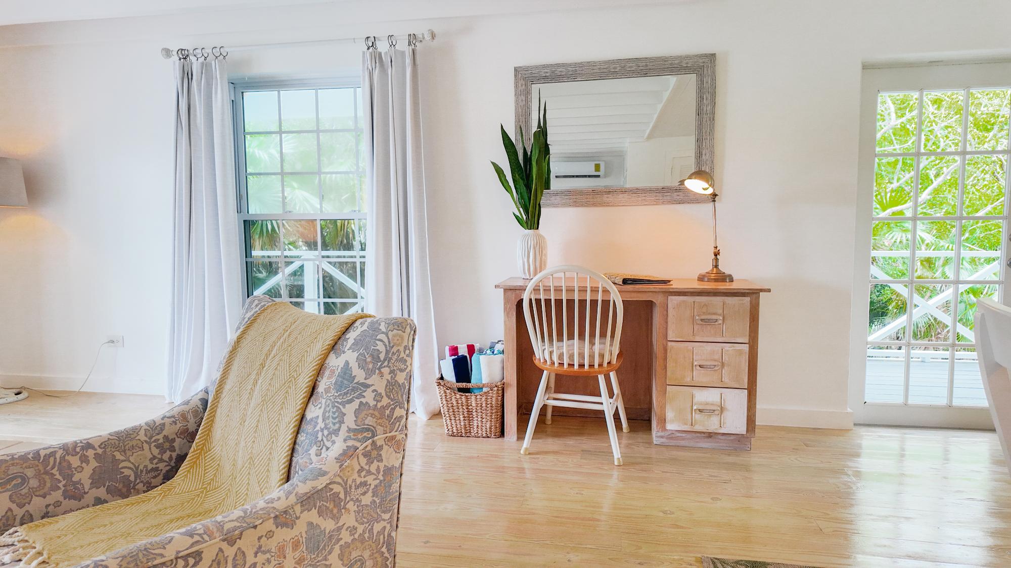 F9X8+C2H, Dunmore Town, The Bahamas Dunmore Town Harbour Island