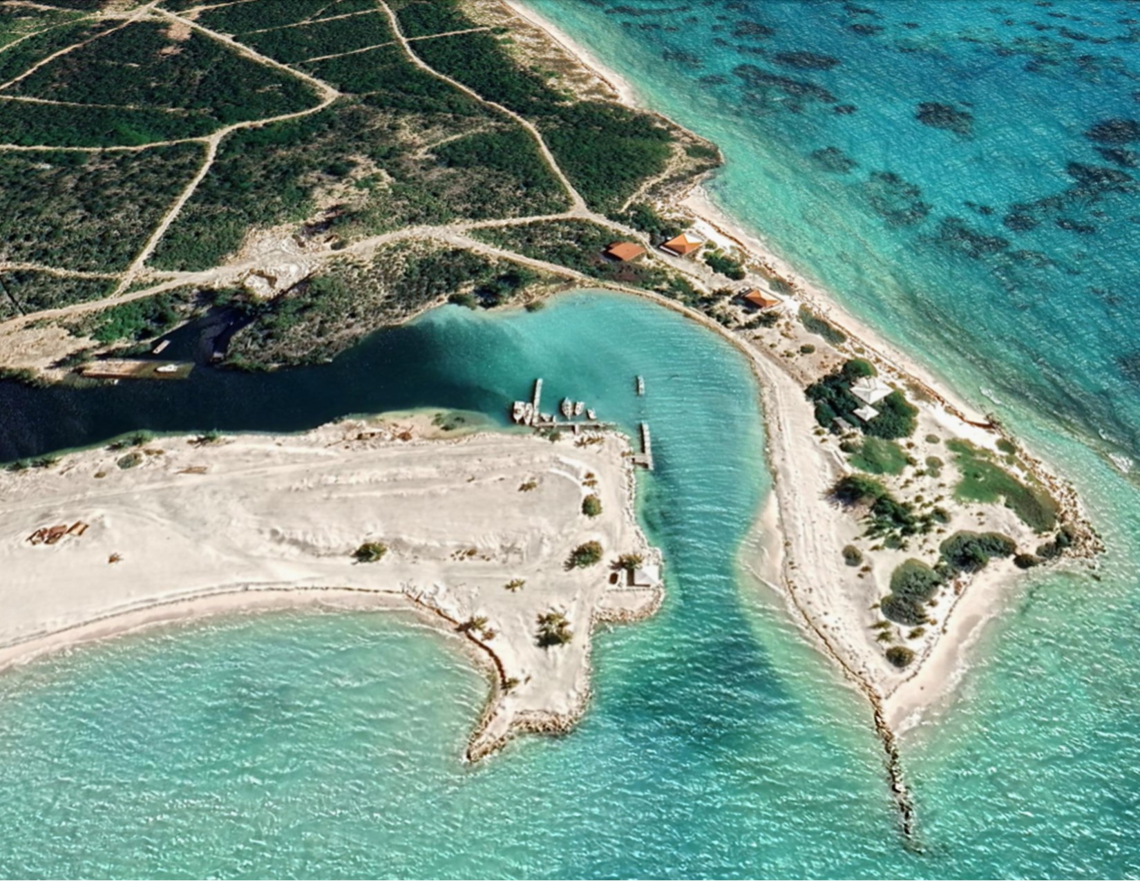 Unnamed Road Rum Cay Rum Cay