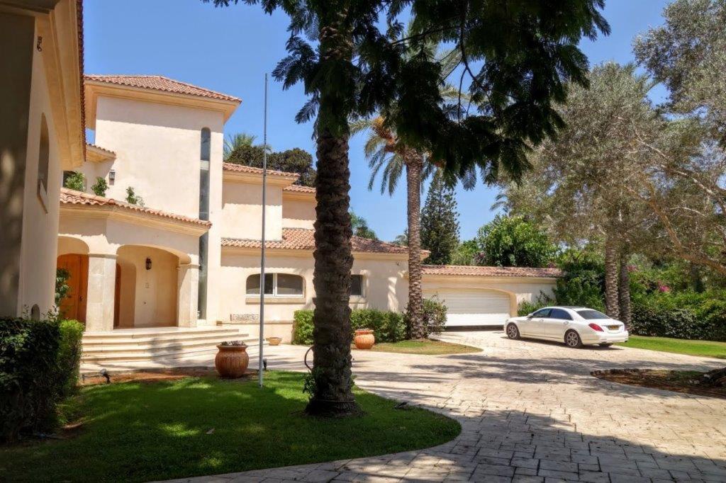 23 Derech HaSadot Kfar Shmaryahu Tel Aviv District