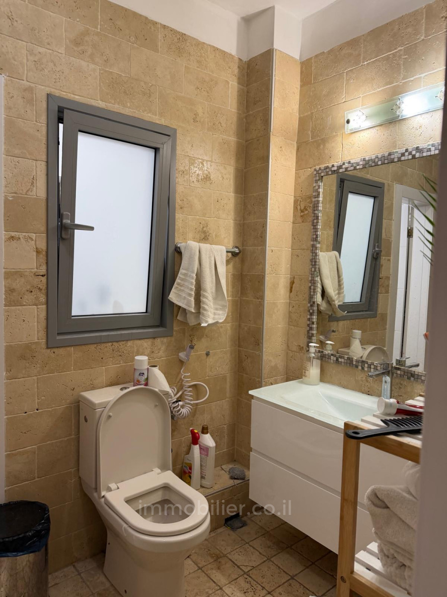 Barnea, Ashkelon Ashkelon South District