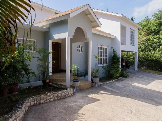 Beverly Drive Kingston St. Andrew Parish