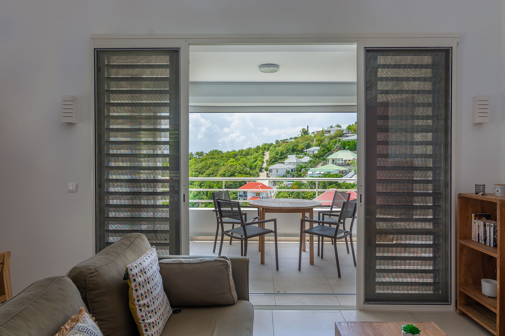 Villa Acropolis, BL Colombier 