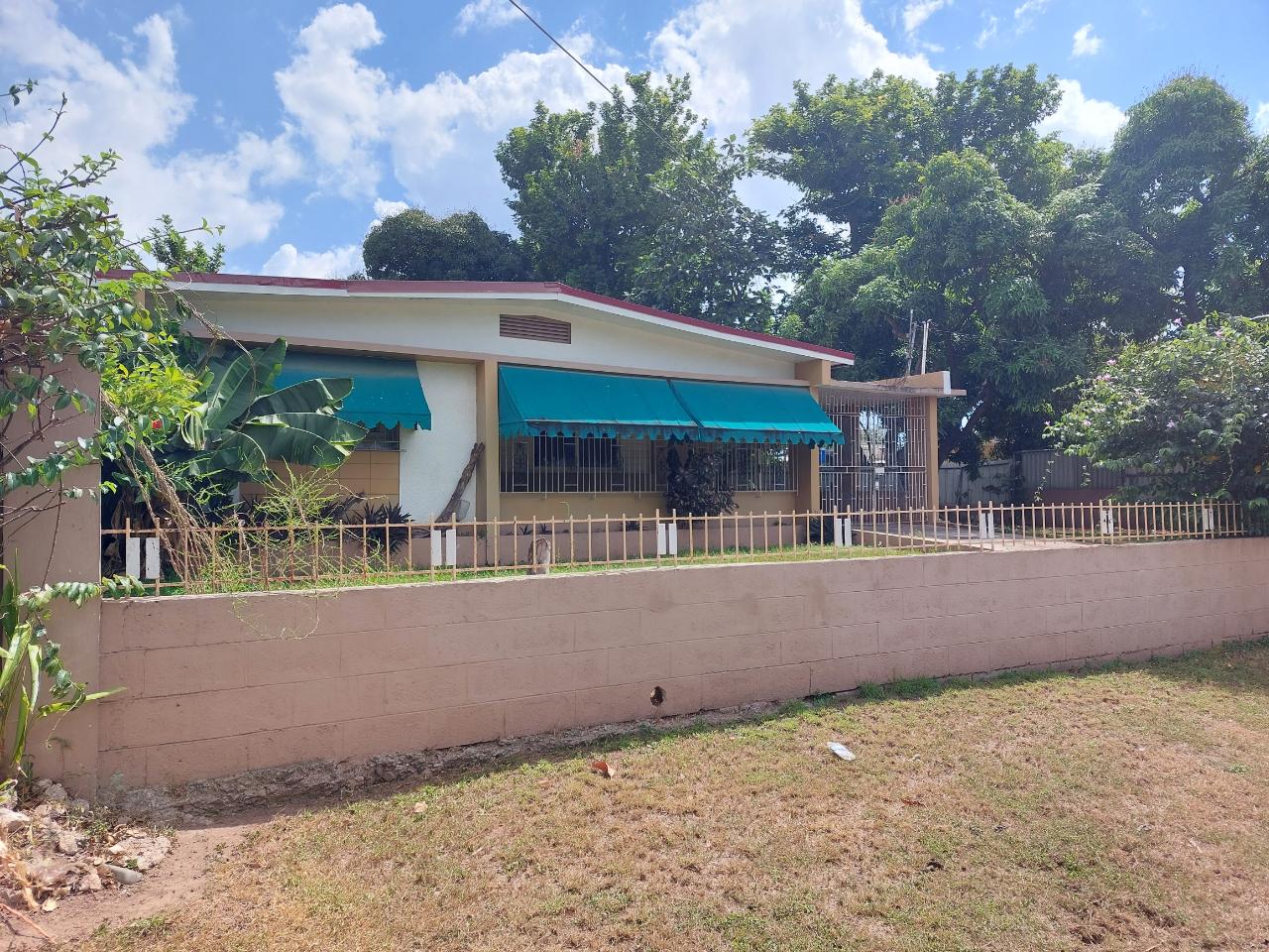 25JP+PWQ, Dupont Ave, Kingston, Jamaica Kingston St. Andrew Parish