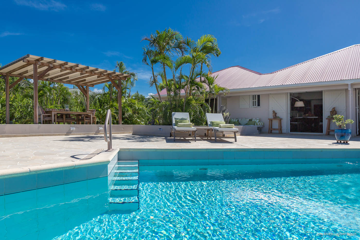 Villa SAS, BL St Jean 