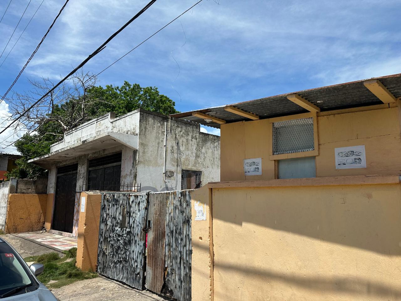 X5QJ+MXQ, Kingston, Jamaica Kingston St. Andrew Parish
