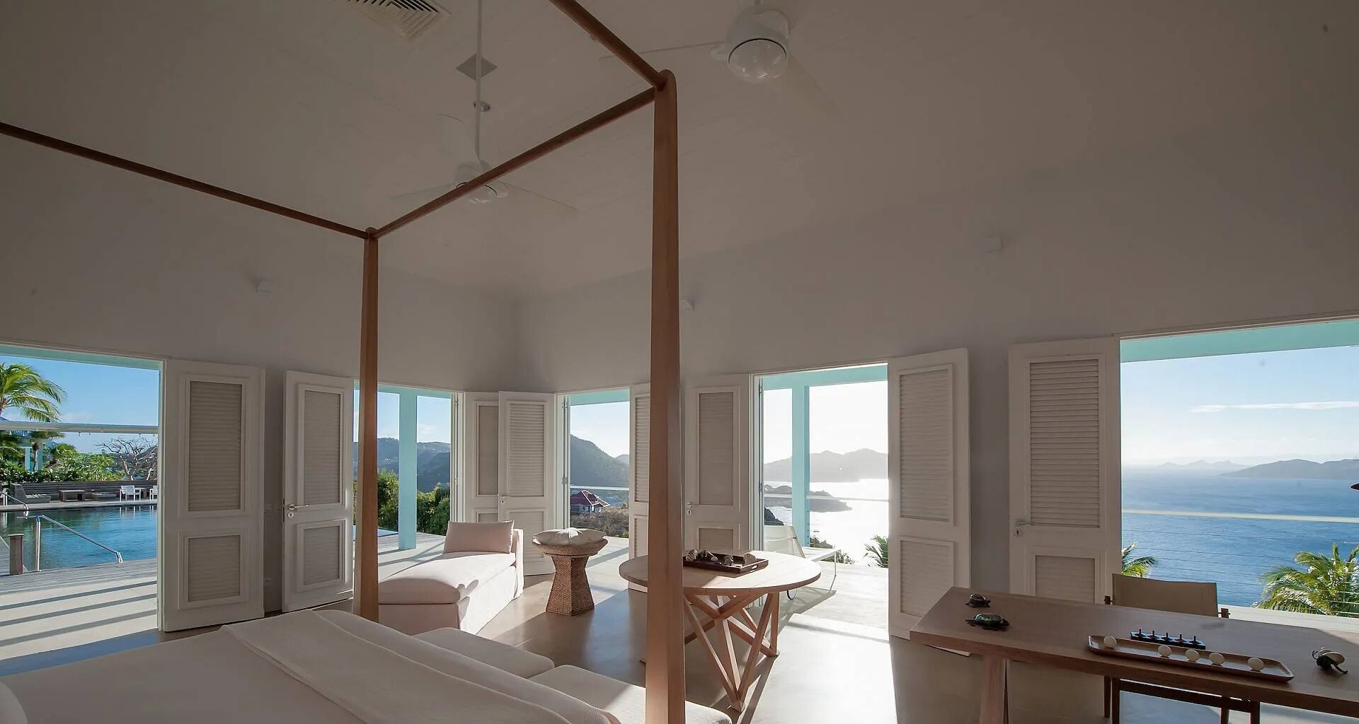 Villa Hill House, BL Camaruche 