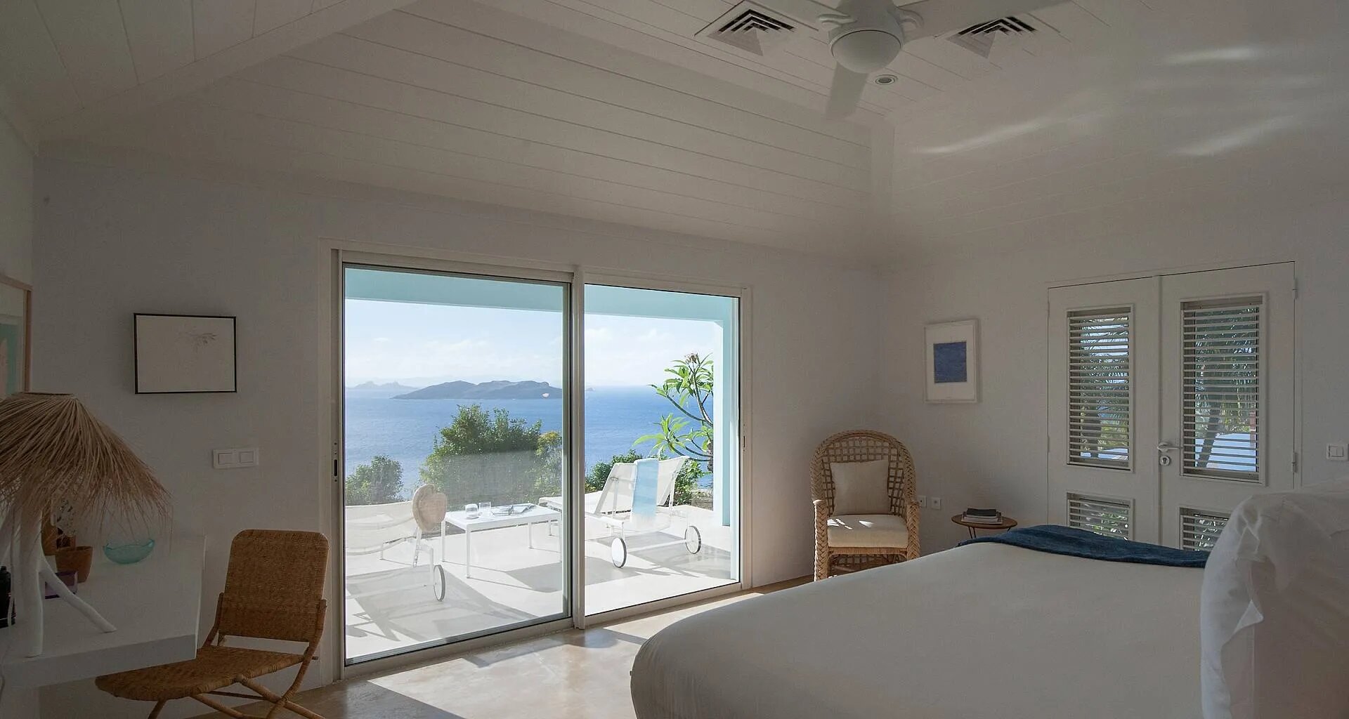 Villa Hill House, BL Camaruche 