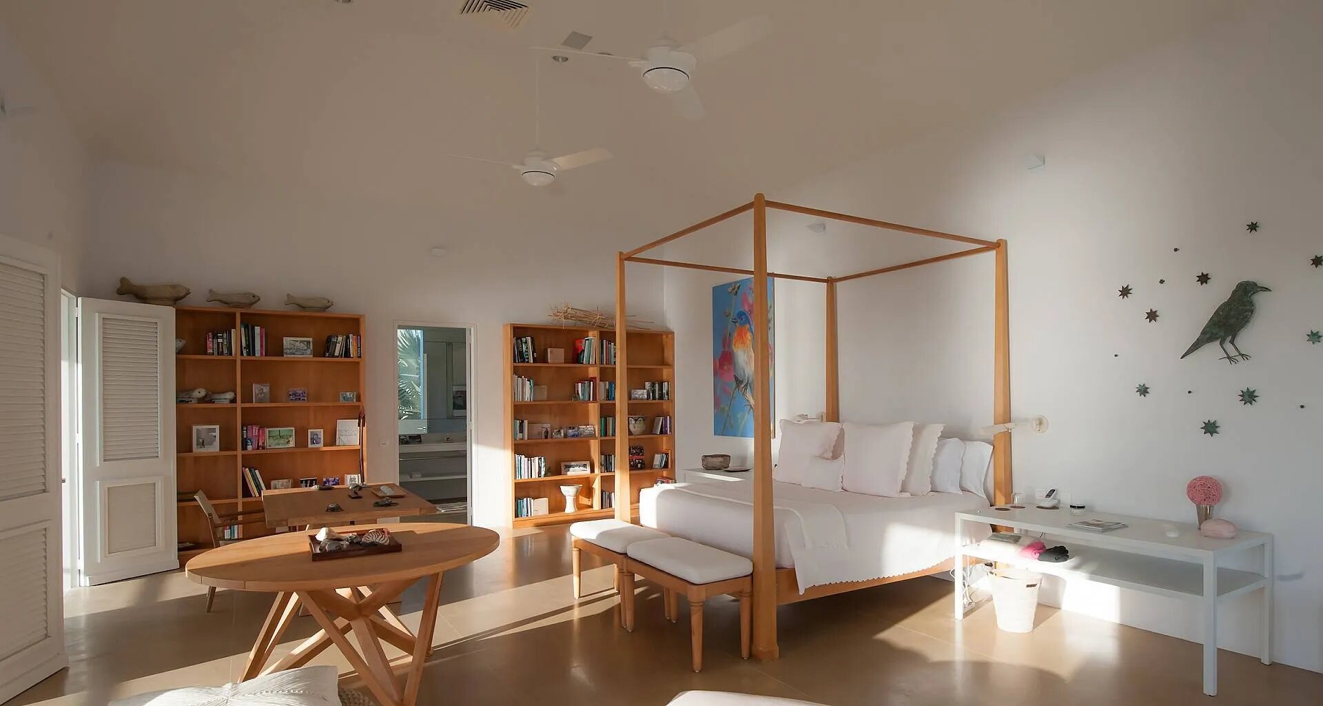 Villa Hill House, BL Camaruche 