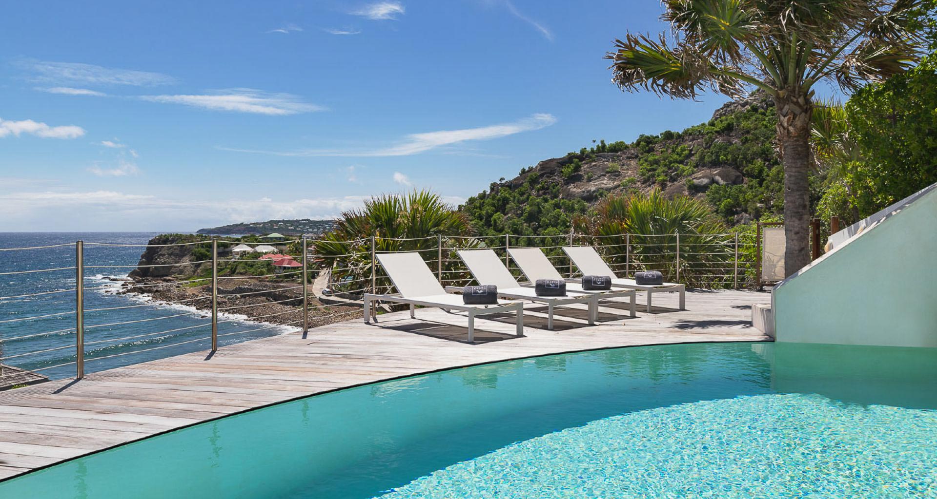 Villa Lo Scoglio, BL Anse des Lézars 
