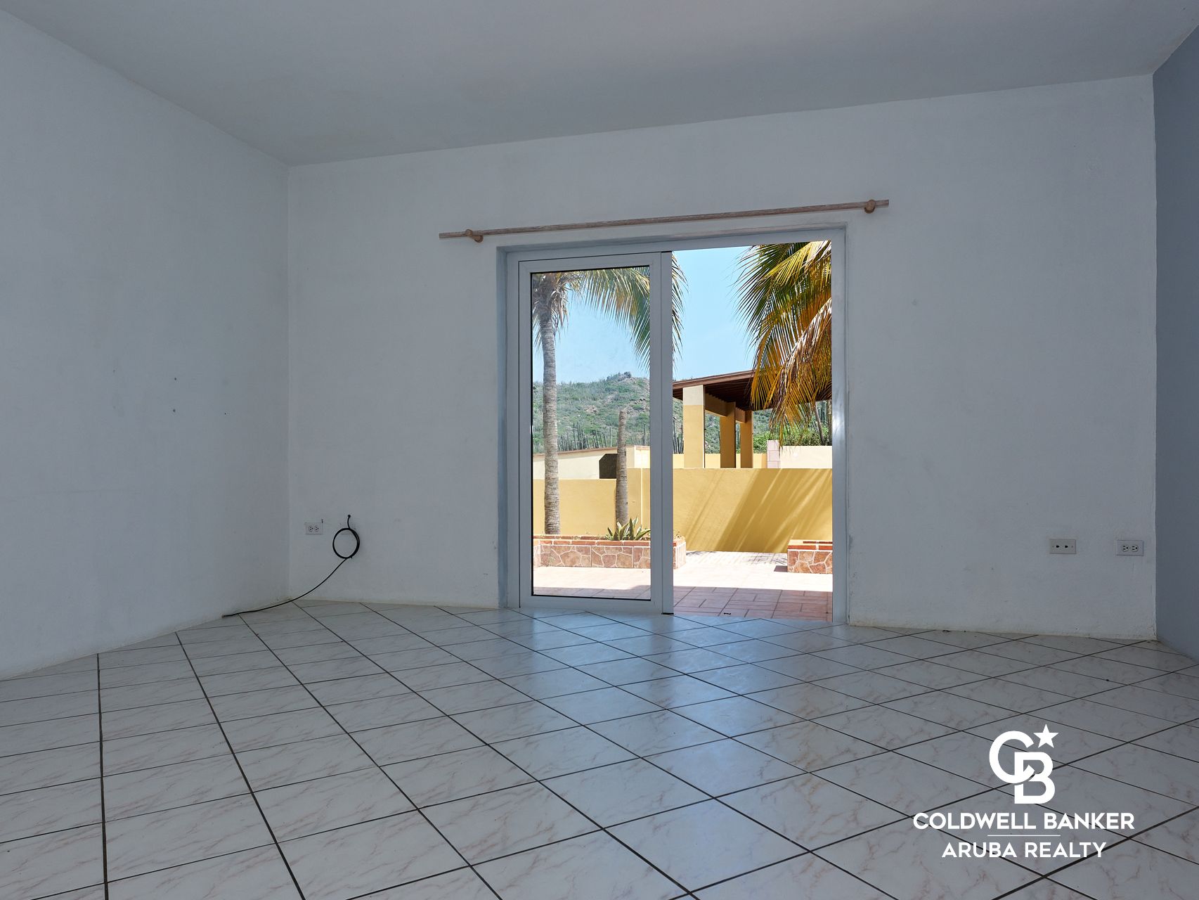 Maria Maai Santa Cruz 