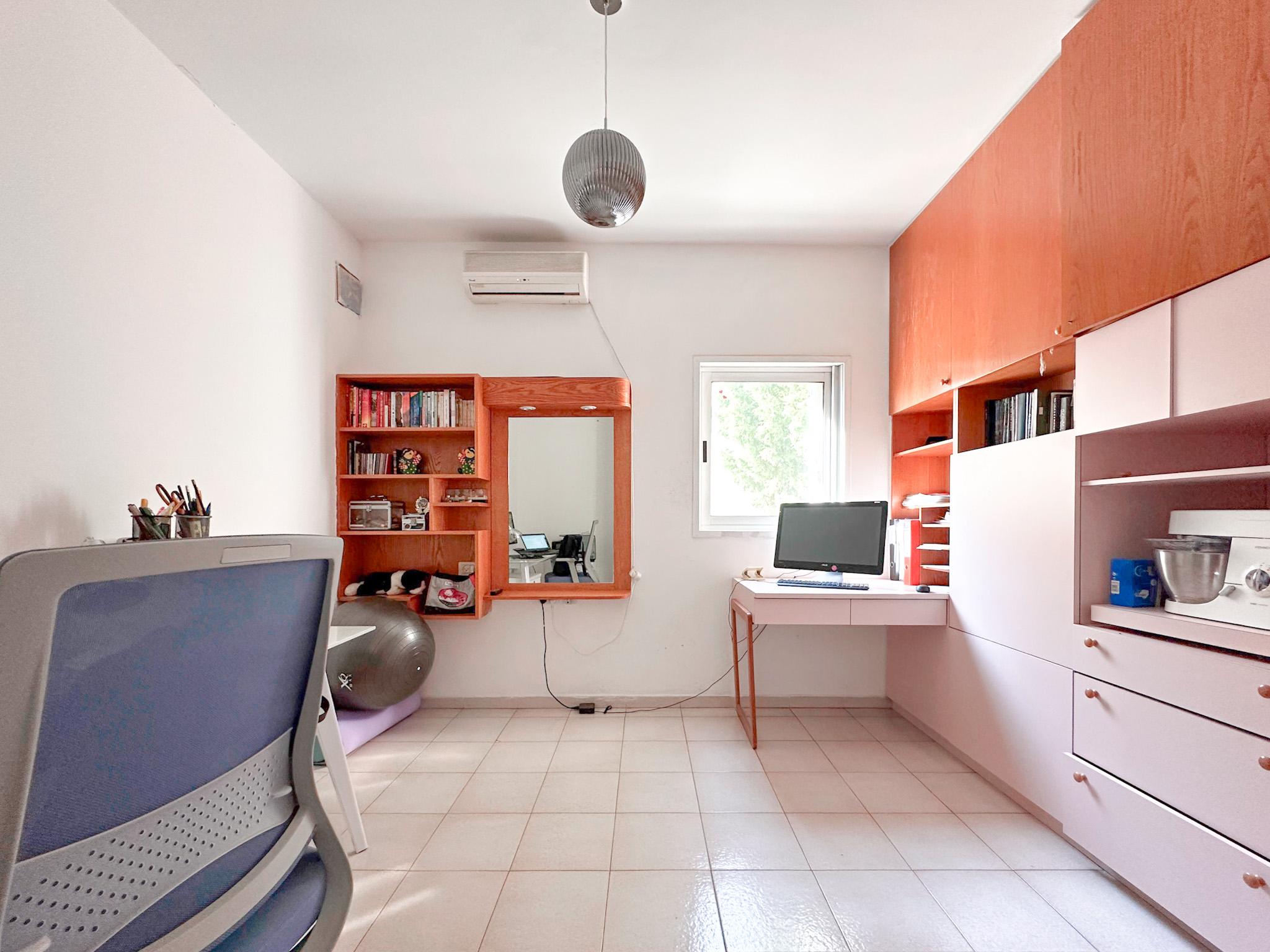 33 Basel St Tel Aviv-Yafo Tel Aviv District